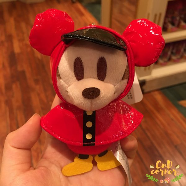 Plush 公仔 Mickey Raincoat Plush Keychain 米奇雨褸公仔掛飾 Mickey and Minnie Mouse 米奇與米妮